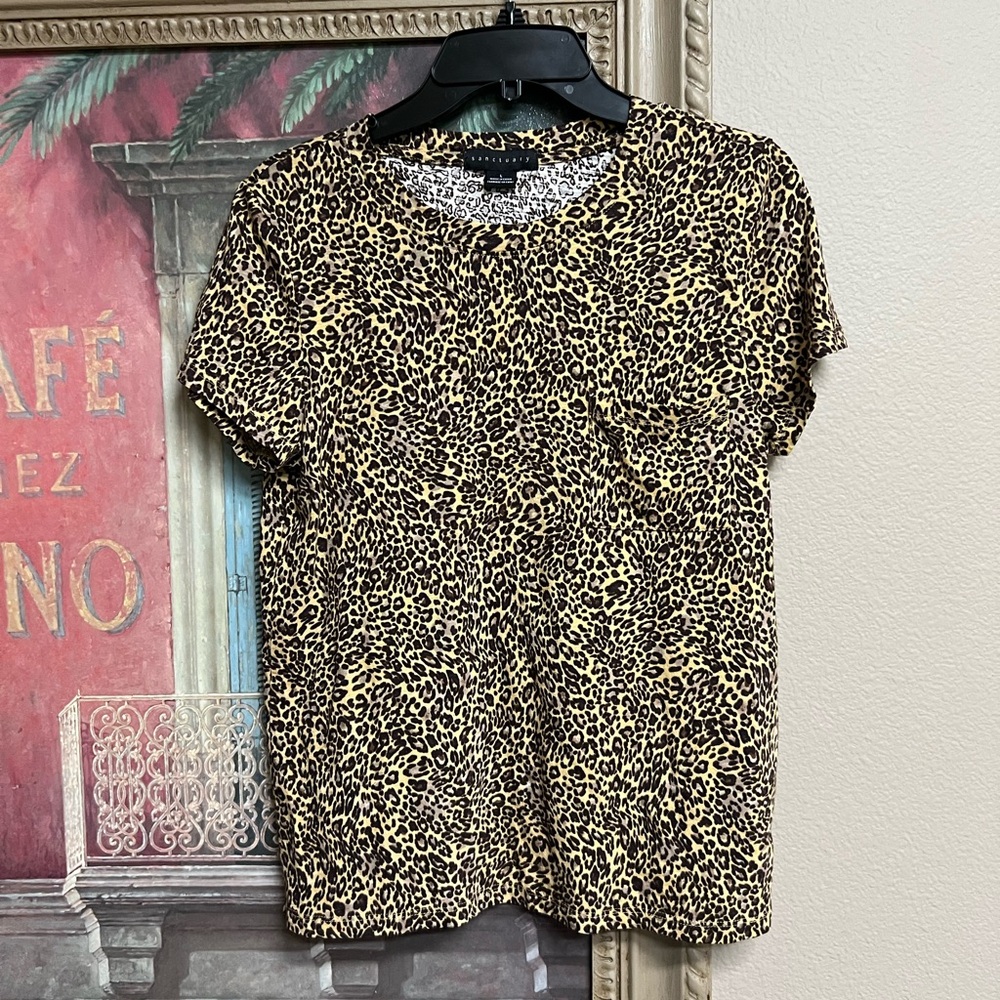 Sanctuary Leopard Print Tee in Black and Tan